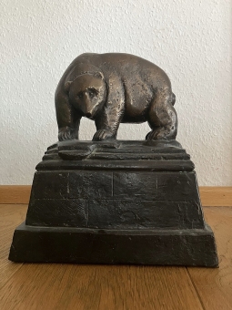 Brückenbär als Modell  Foto © Privat