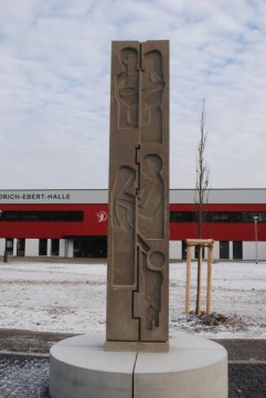 Stele Schweitzer Ahlen  Mechthild Massin 2017