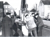 1961 Aufstellung des Berliner Meilensteines © Untere Denkmalbehörde Oelde